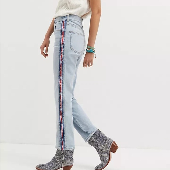 Anthropologie Pilcro The Vintage Straight Jeans Boho Embroidered - Picture 1 of 13